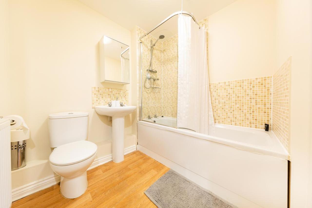 2 Bed 2 Bathroom Apartment Free Parking Bristol Exterior photo